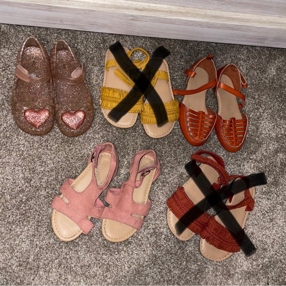8c sandals